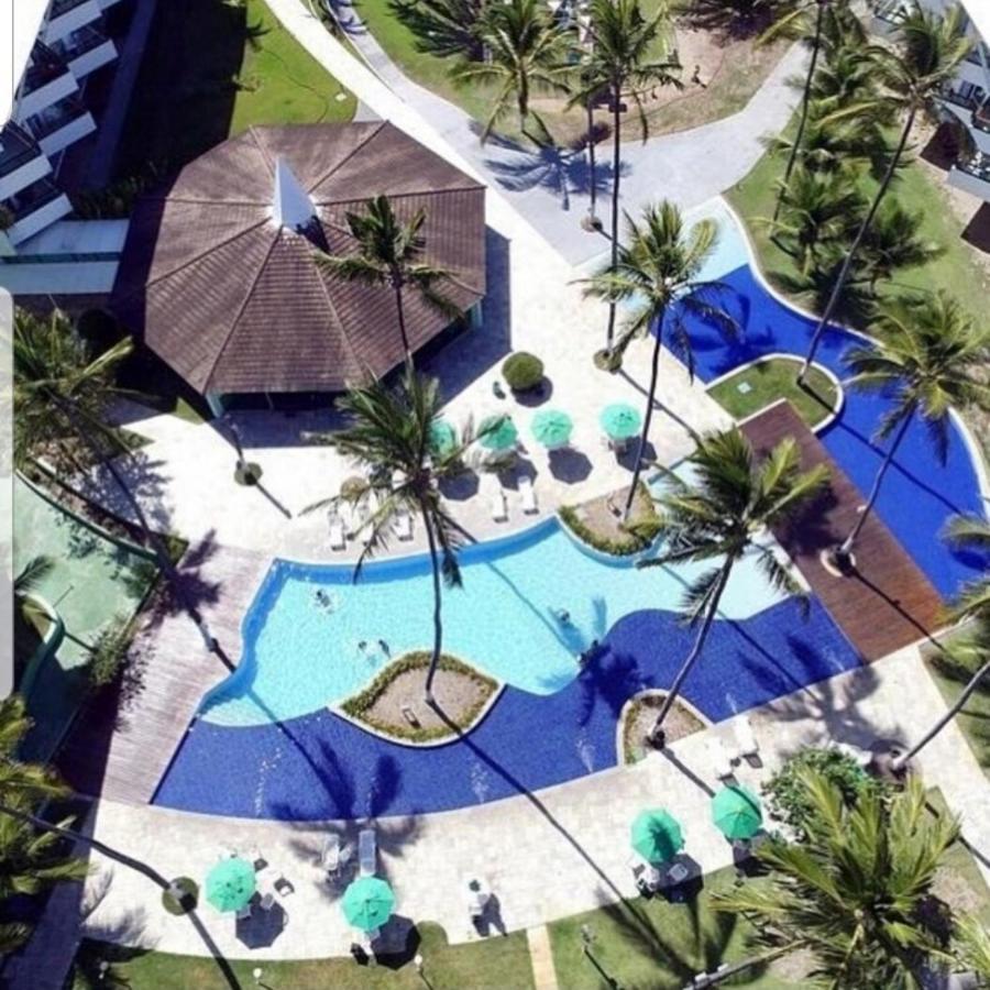 Apartamento com Varanda